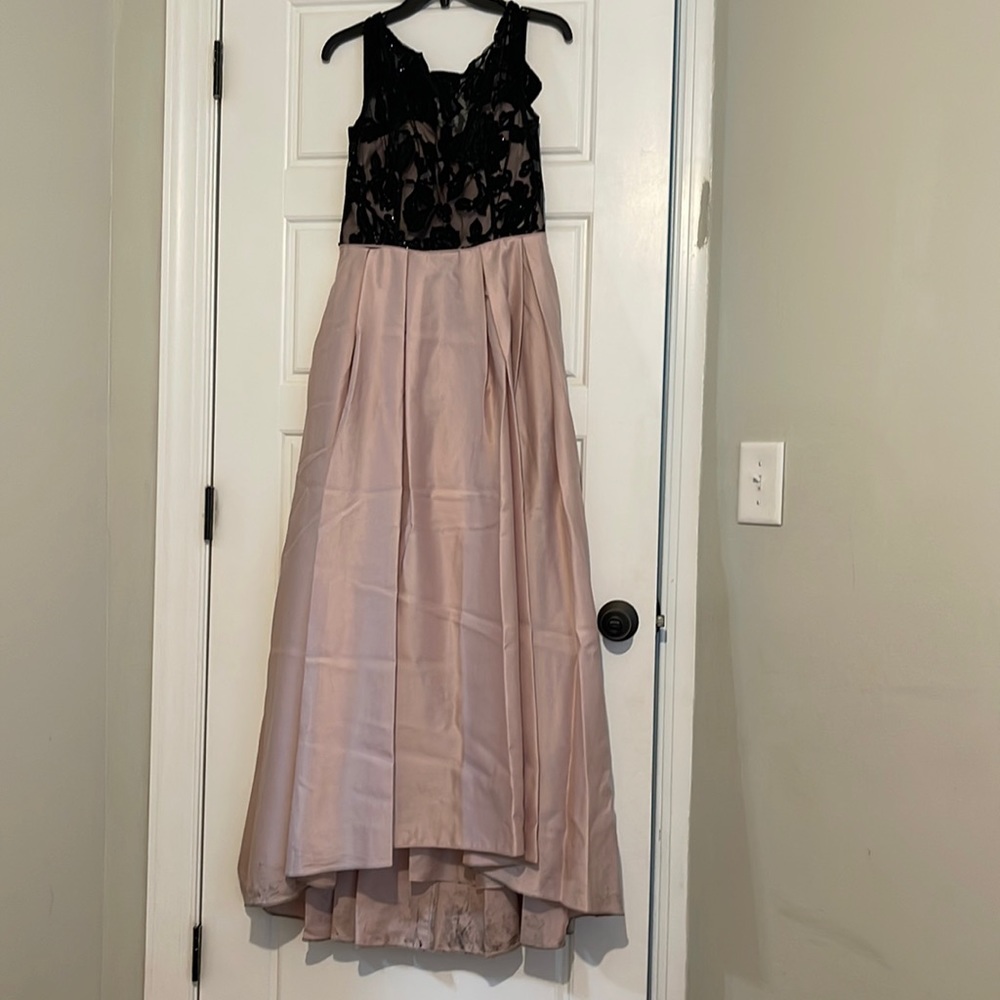 Woman’s Dress